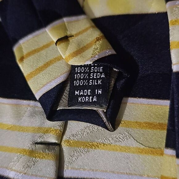 Bello Uomo Hand Made 100% Silk Tie. Yellow, black and gray art deco. - Picture 4 of 7